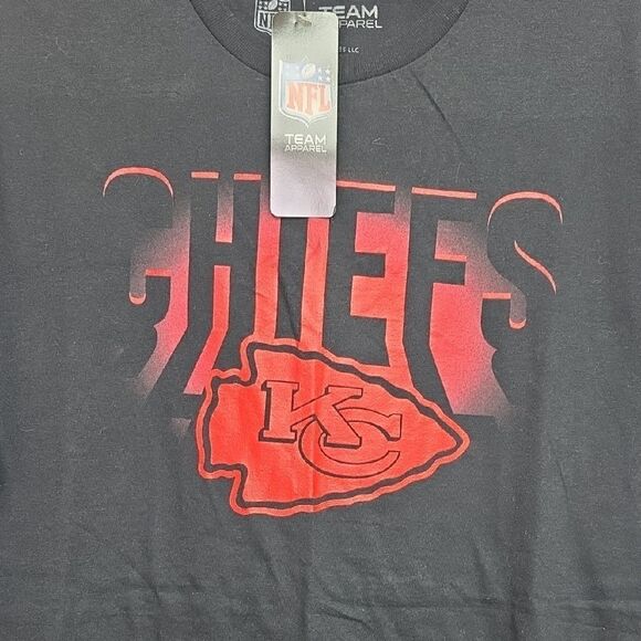 NFL Chiefs Black and Red Graphic Tee - Picture 4 of 7